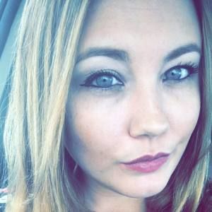 Meet your Posher, Leanne